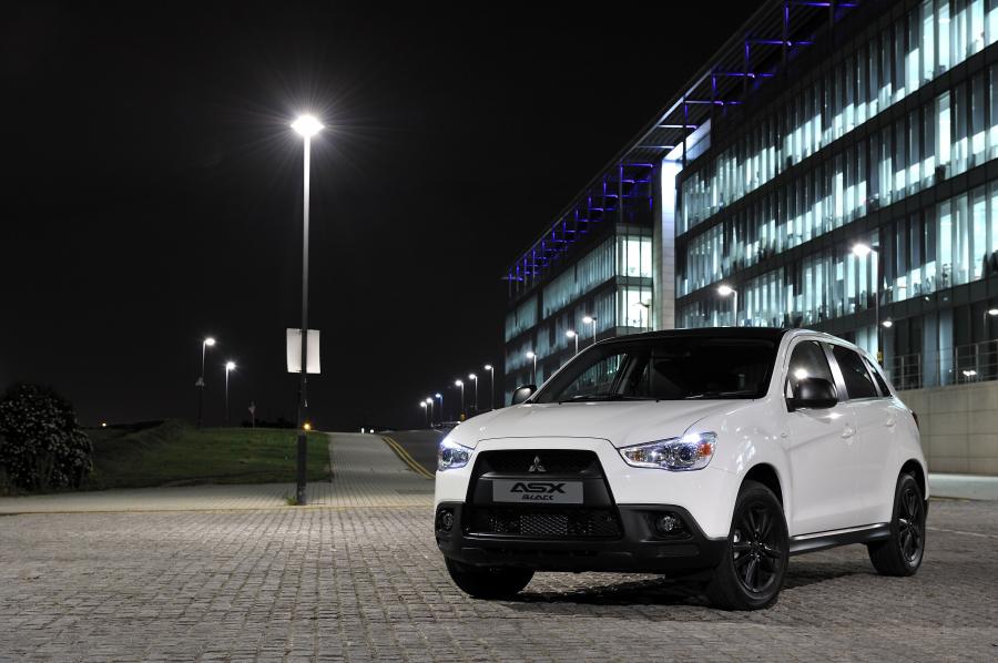 Mitsubishi ASX Black 2011 года  (UK) (фото 83 из 109)